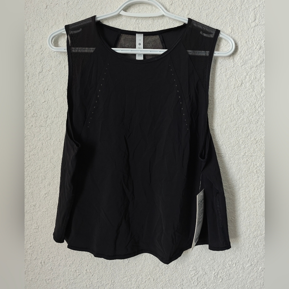 NWT LULULEMON Sculpt Cropped Tank